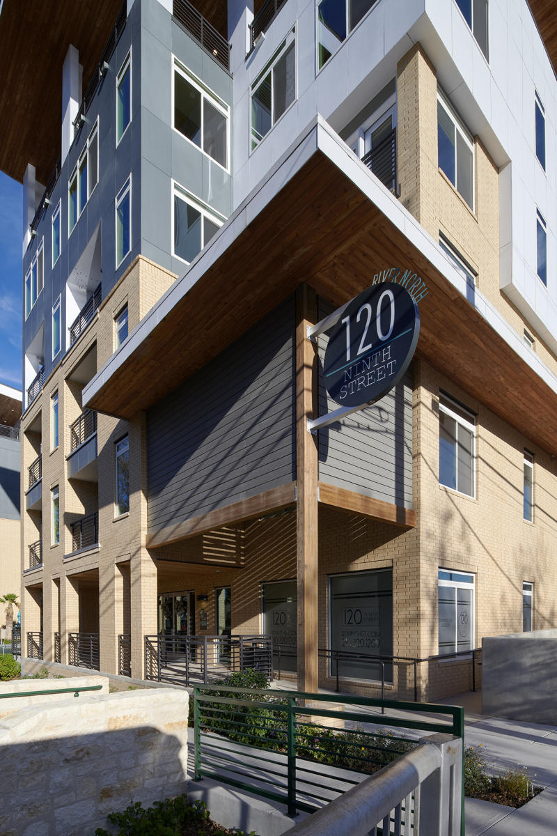 River North - 120 Ninth St.